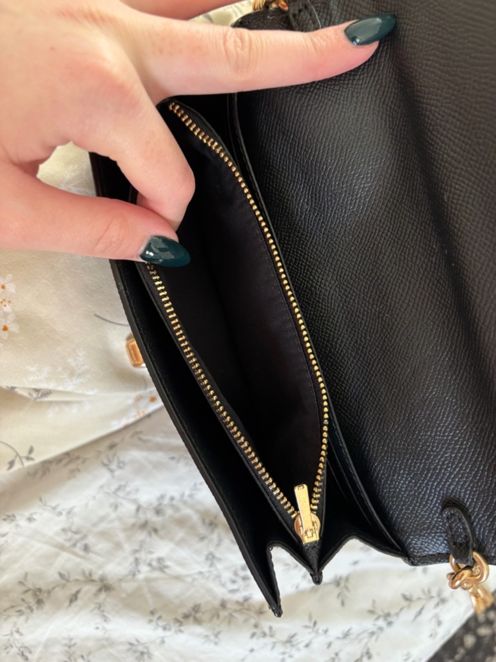 Coach Black Leather Crossbody Clutch Wallet Gold Chain Strap - Picture 11 of 12